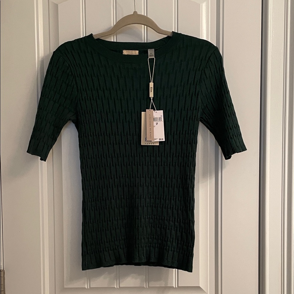 Elie Tahari Hunter Green Short Sleeve Knit Top SP NWT.